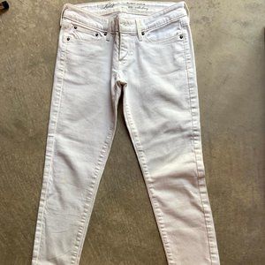 White Levi Jeans!